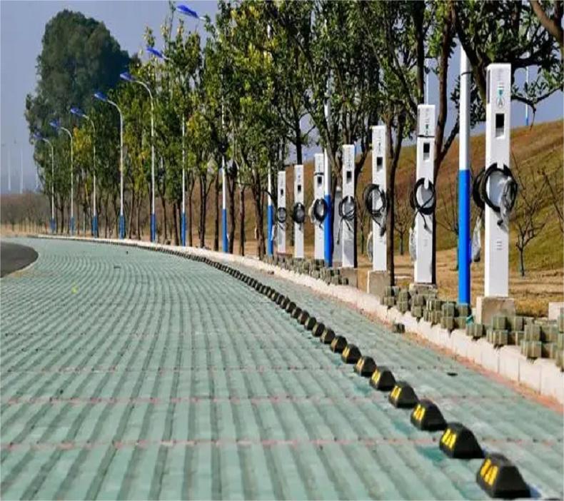 武漢今年將新建15萬個停車泊位