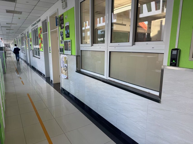 學(xué)校指紋門禁系統(tǒng)